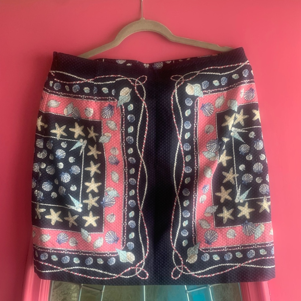 Talbots Sz 10P skirt. Nautical shells seashore Sailor navy